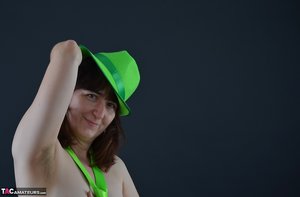 TAC Amateurs are pleased to offer you xxx photos featuring pleasant damsel xxx gallery 266693