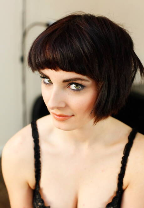 UK Tickling pleased to share with you a free xxx photo gallery with Portia xxx gallery 144801